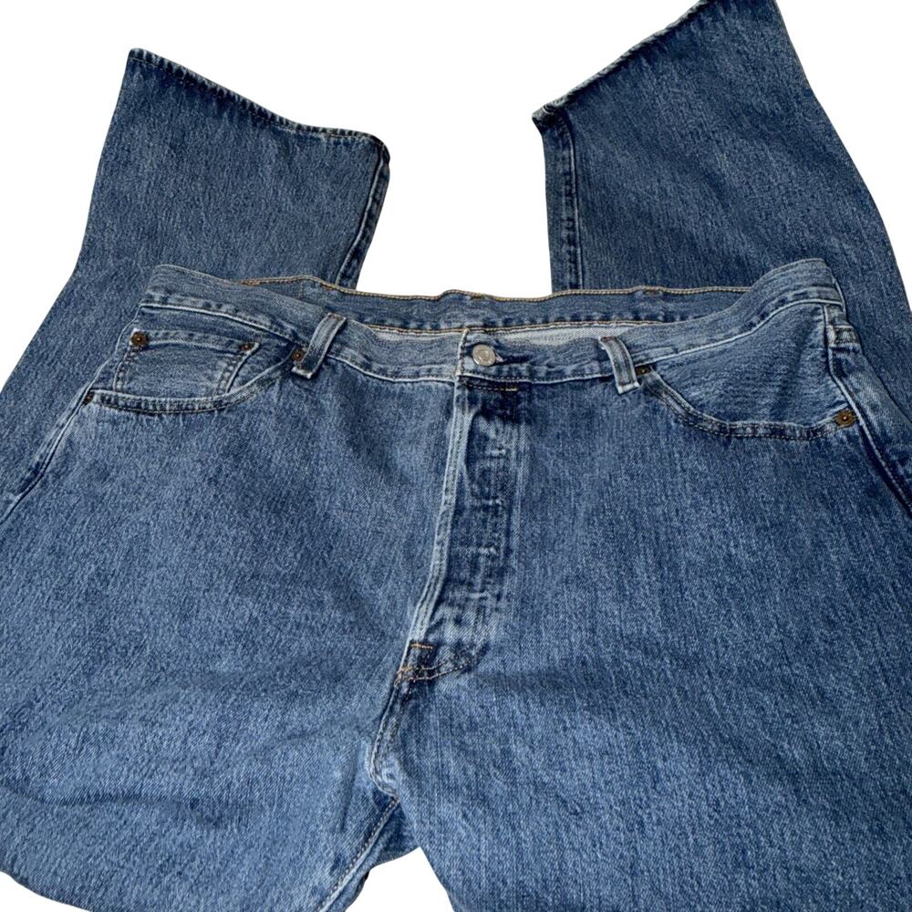 Levis Jeans Mens 40x30 Blue 501 Denim Button Fly Medium Indigo Blue Levi Levi’s